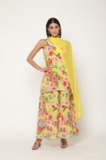 Spring suit - Image 3