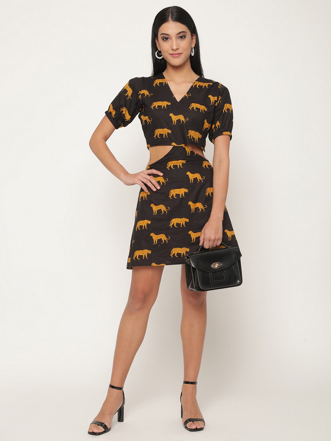5 (2) Selena dress - Image 1